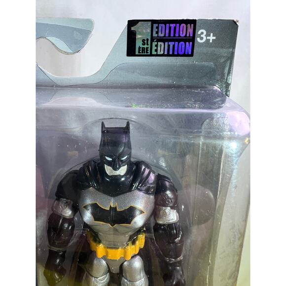 NEW Tactical Batman The Caped Crusader 1st Edition Spin Master - Picture 2 of 8